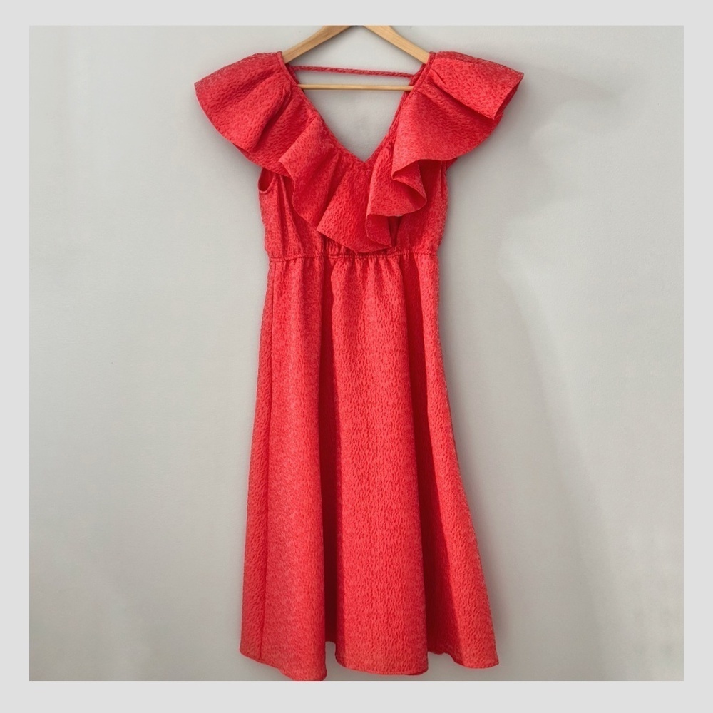 Chelsea28 Cocktail Dress Ruffle Shoulders Puckered Midi Dress Occasion Dress - Picture 14 of 16